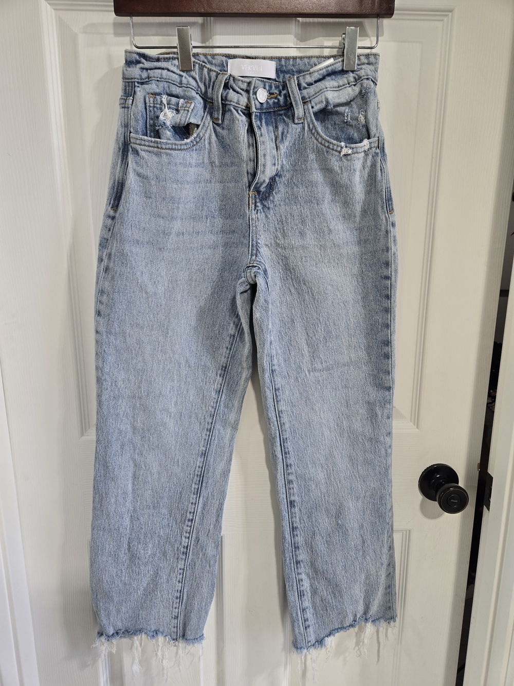 Vervet Light Wash Distressed Straight-Leg Jeans Size 25